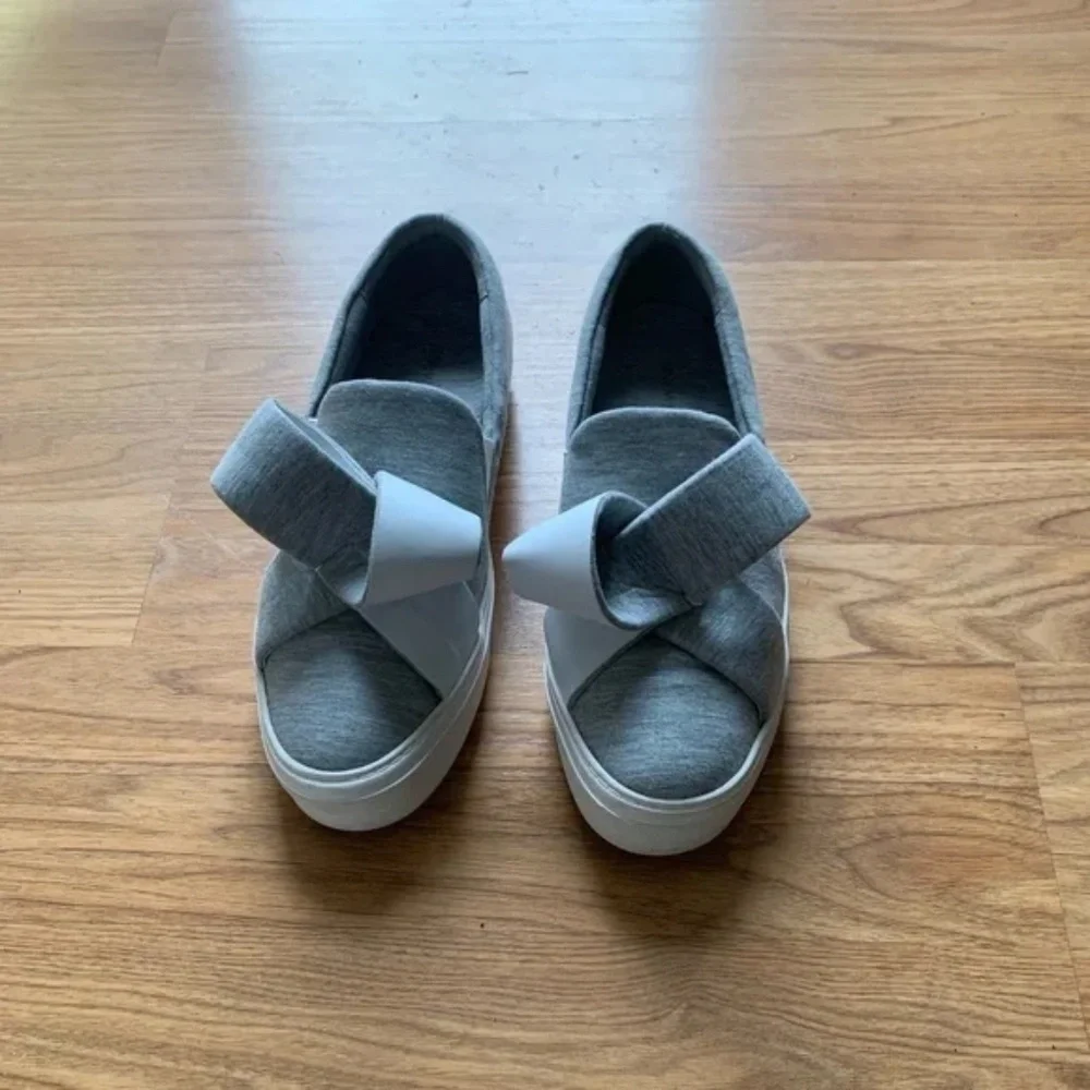 Nine West Gray Slip On Fabric Casual Bow Sneakers Odienella Size 10.5 - Picture 2 of 11